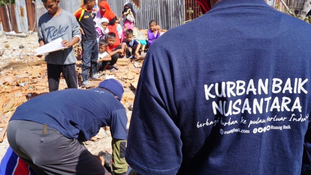 Tebar Kebahagiaan Idul Adha, Ruang Baik Salurkan Hewan Kurban Hingga Pulau Rote, NTT