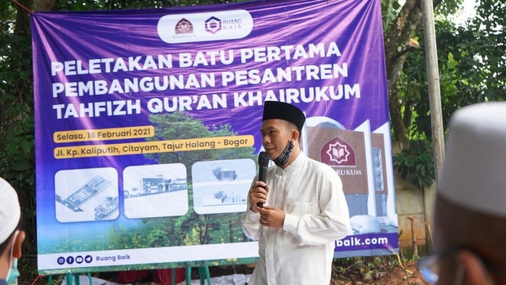 Sambutan Ust. H. Ahmad Yani, Lc.,MA sebagai Pengasuh Pesantren Tahfizh Quran Khairukum
