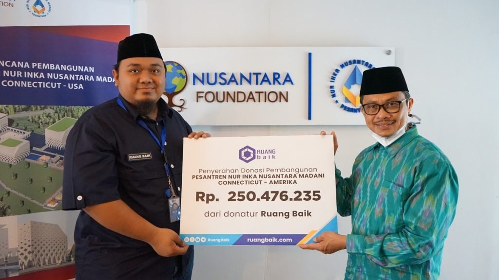 Imam Shamsi Ali Terima Langsung Donasi Pembangunan Pesantren Pertama di Amerika Dari Ruang Baik