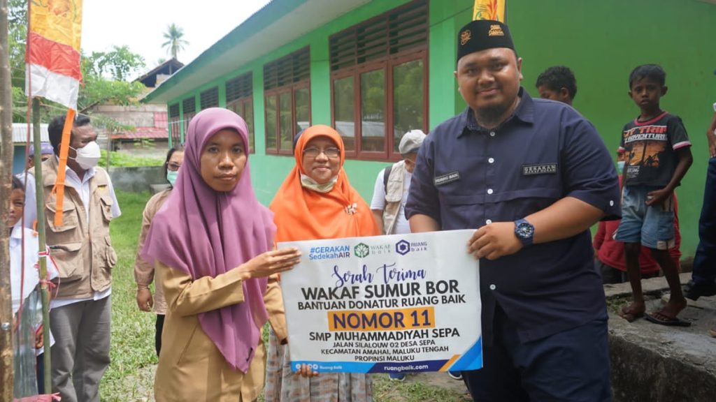 peresmian sumur 11 di SMP Muhamadiyah Sepa