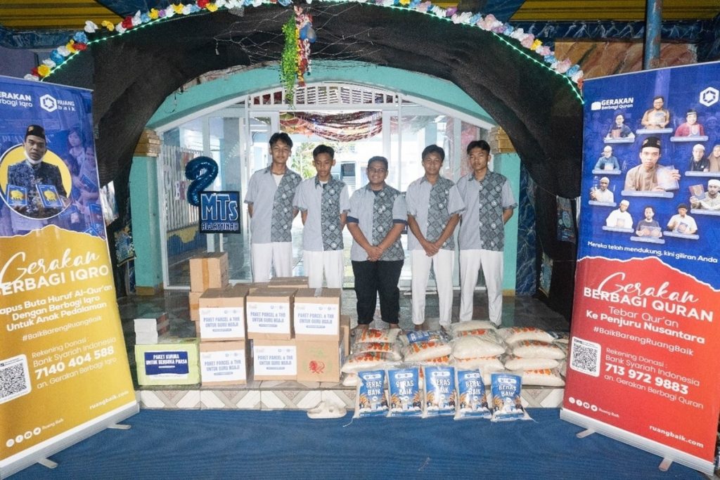 Ramadhan Berbagi, Ruang Baik Salurkan Bantuan di Pesantren Al Layinah, Tangerang