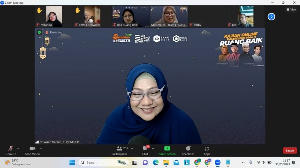 310 Peserta Simak Kajian Ramadhan Bersama Bunda Aisah Dahlan