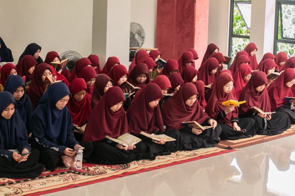 Suasana Tilawah Surah Yasin dan Doa Bersama Dalam Rangka Milad ke 3 Tahun Ruang Baik