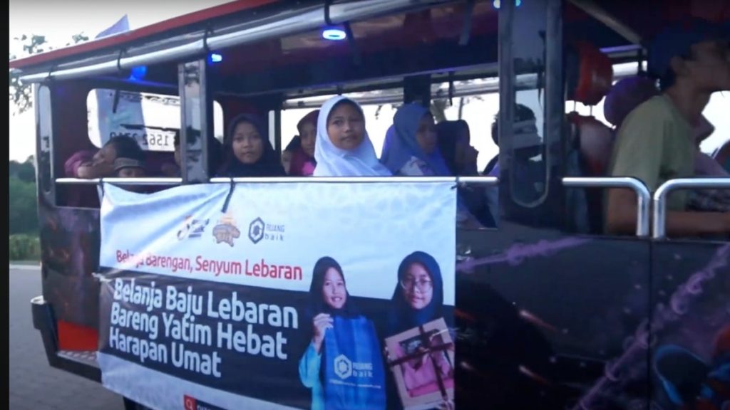 Belum Pernah Ke Mall, Ruang Baik Beri Pengalaman Pertama Untuk Adik-Adik Yatim