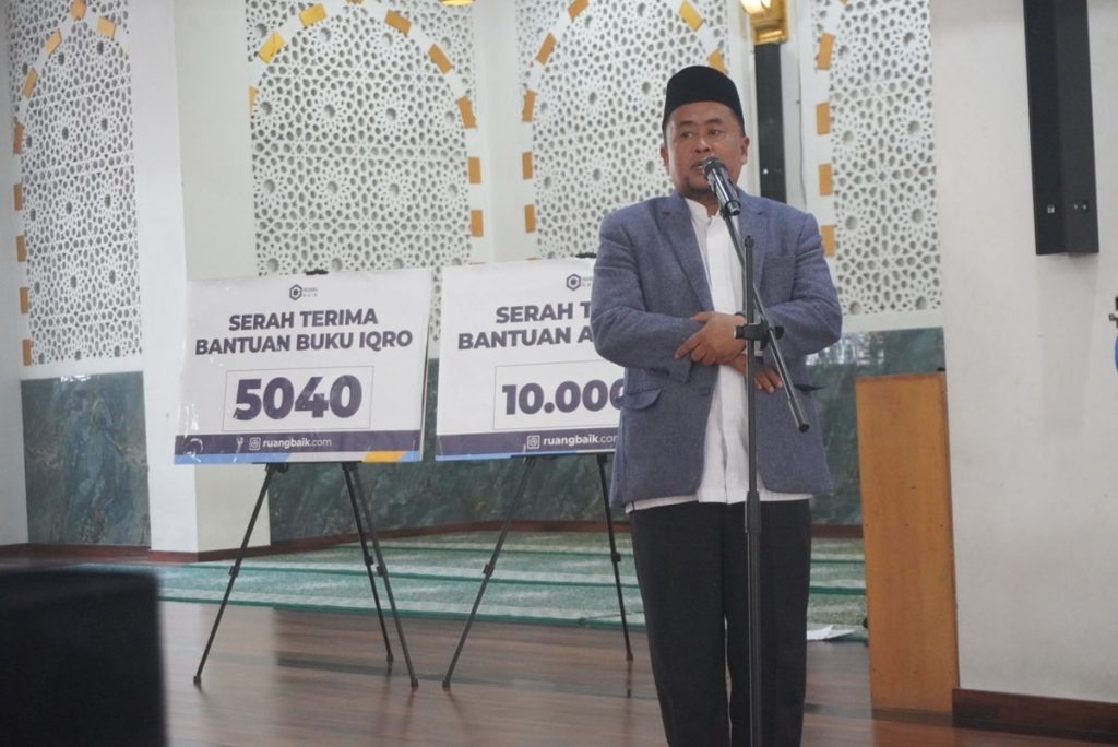 Dr. H. Istikhori, M.Ag