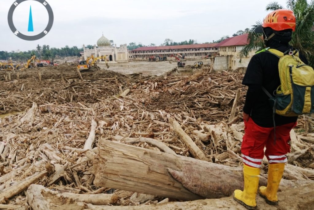 Menembus Jalan Rusak, Mengantarkan Amanah ke Serambi Mekkah Part 2