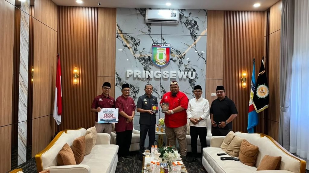 Hari Pertama Gerakan Berbagi Al Quran: Mengantar Cahaya Al-Quran Hingga Pelosok Pringsewu